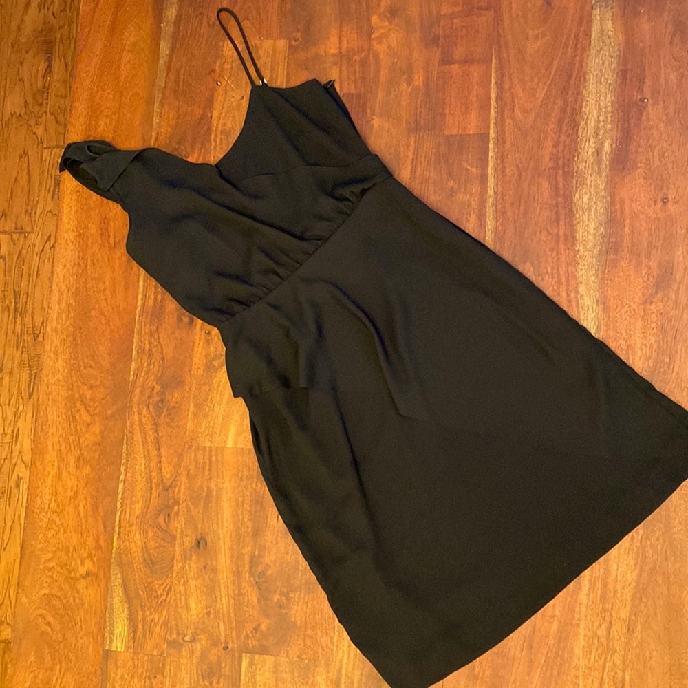 NWT Banana Republic Size 0 black beautiful sleeveless dress